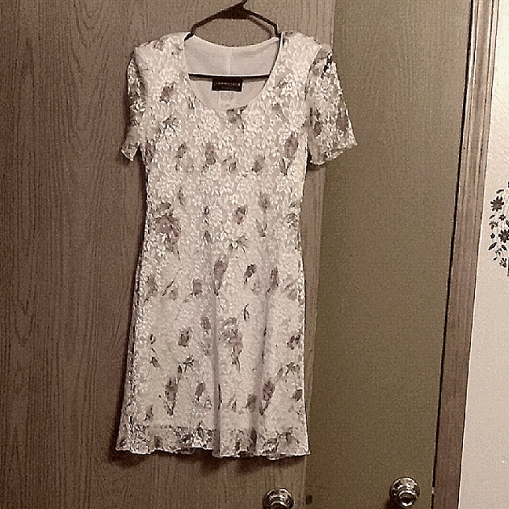 Victoria's Secret White Sheath Mini Dress Scoop Neck Short Sleeve